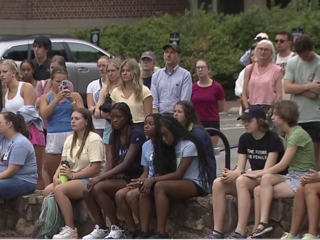 Controversial Decision: FSU To Resume Classes After Tragic Campus Shooting Controversial Decision: FSU To Resume Classes After Tragic Campus Shooting