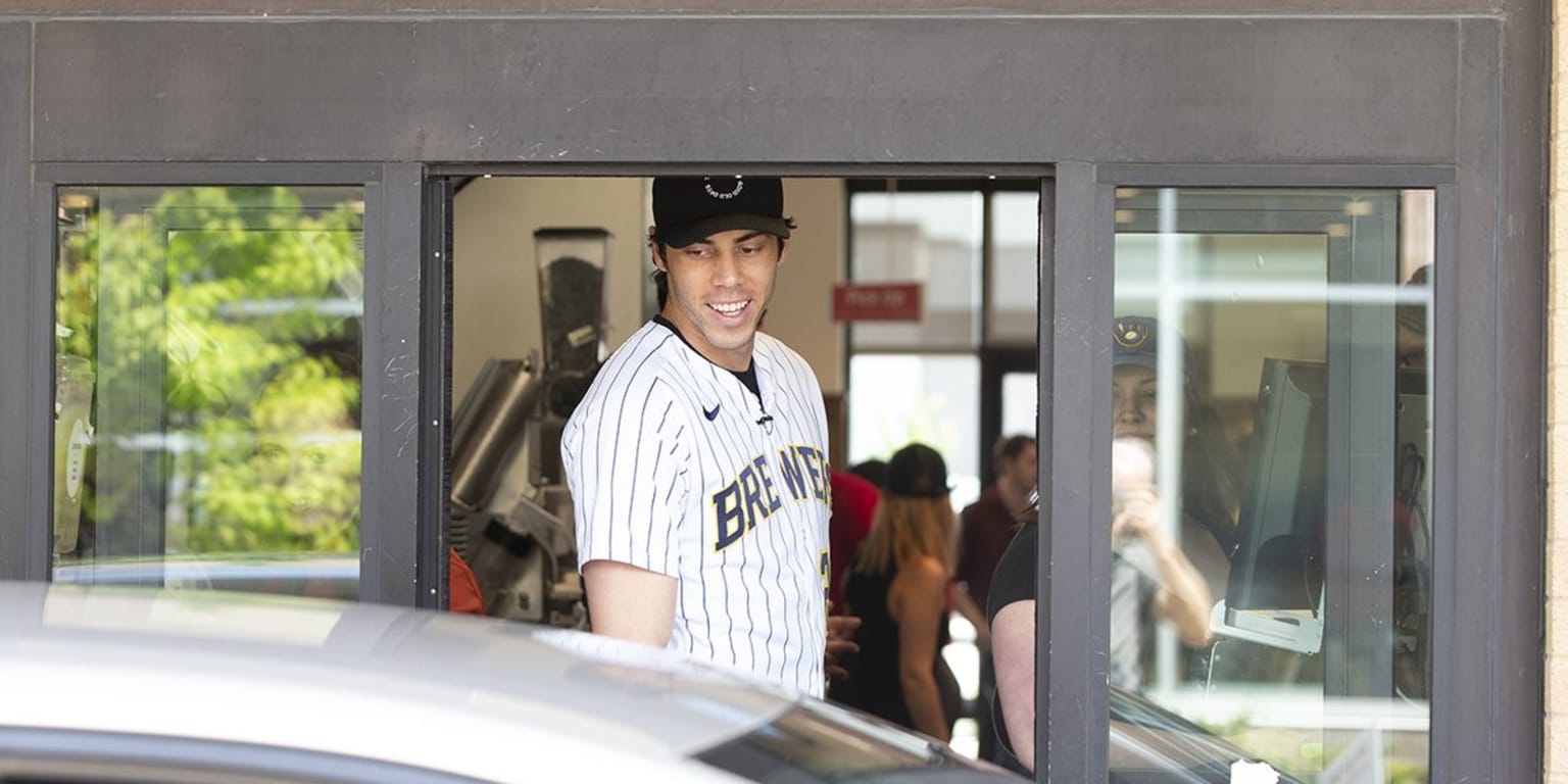 Milwaukee Brewers Secure Walk-Off Victory Thanks To Brice Turang's Bunt Milwaukee Brewers Secure Walk-Off Victory Thanks To Brice Turang's Bunt