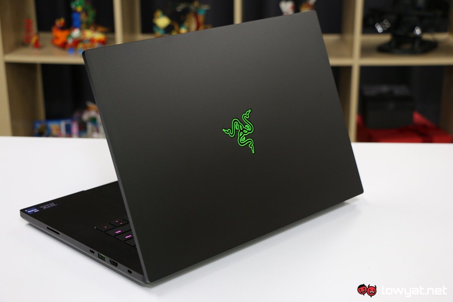 Razer Blade 16 (2025) Review: Is The Price Worth The Performance? Razer Blade 16 (2025) Review: Is The Price Worth The Performance?