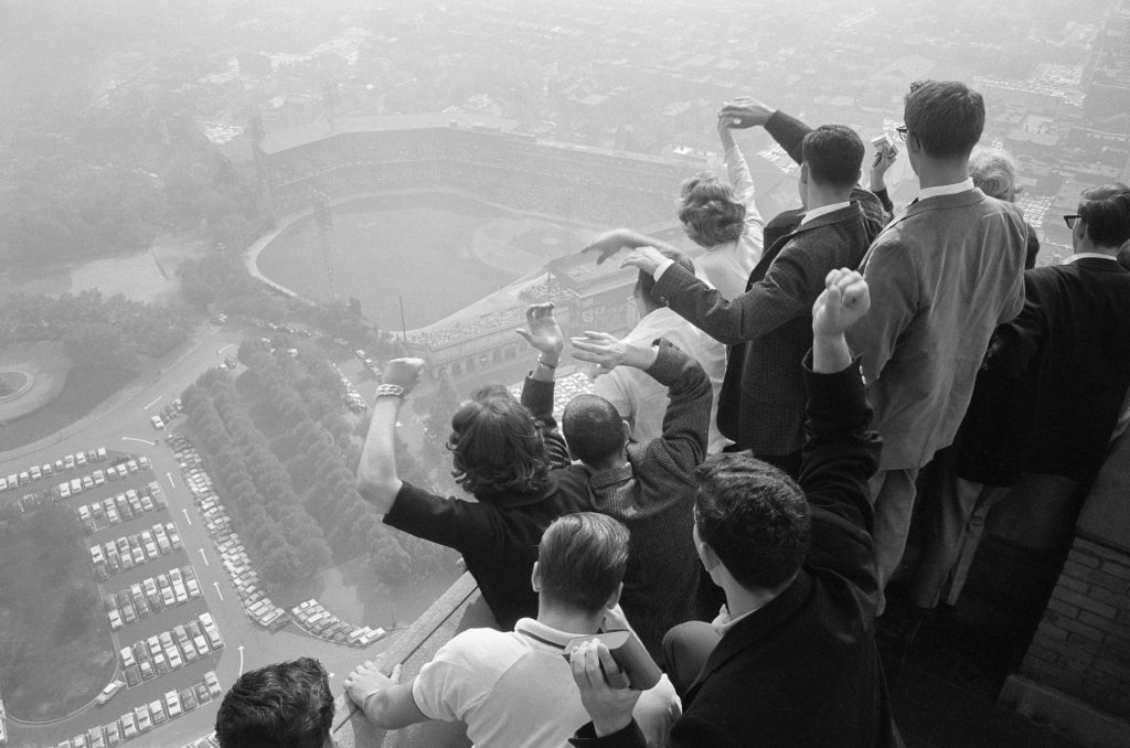 Roberts Reflects On Pivotal Hit's Impact On World Series Roberts Reflects On Pivotal Hit's Impact On World Series