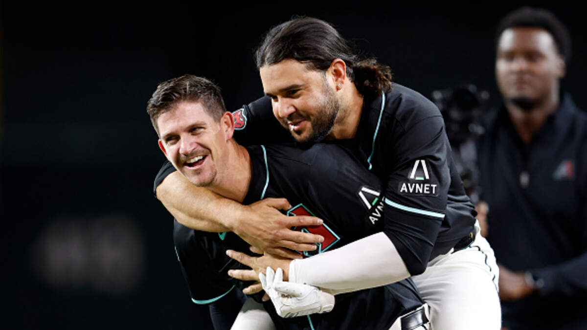 Unprecedented MLB Record: Reds Lose Again, 1-0 Unprecedented MLB Record: Reds Lose Again, 1-0